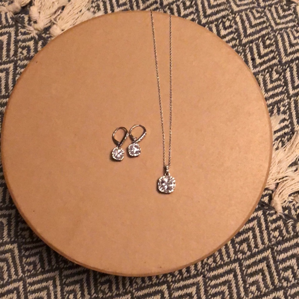 Necklace and earrings
